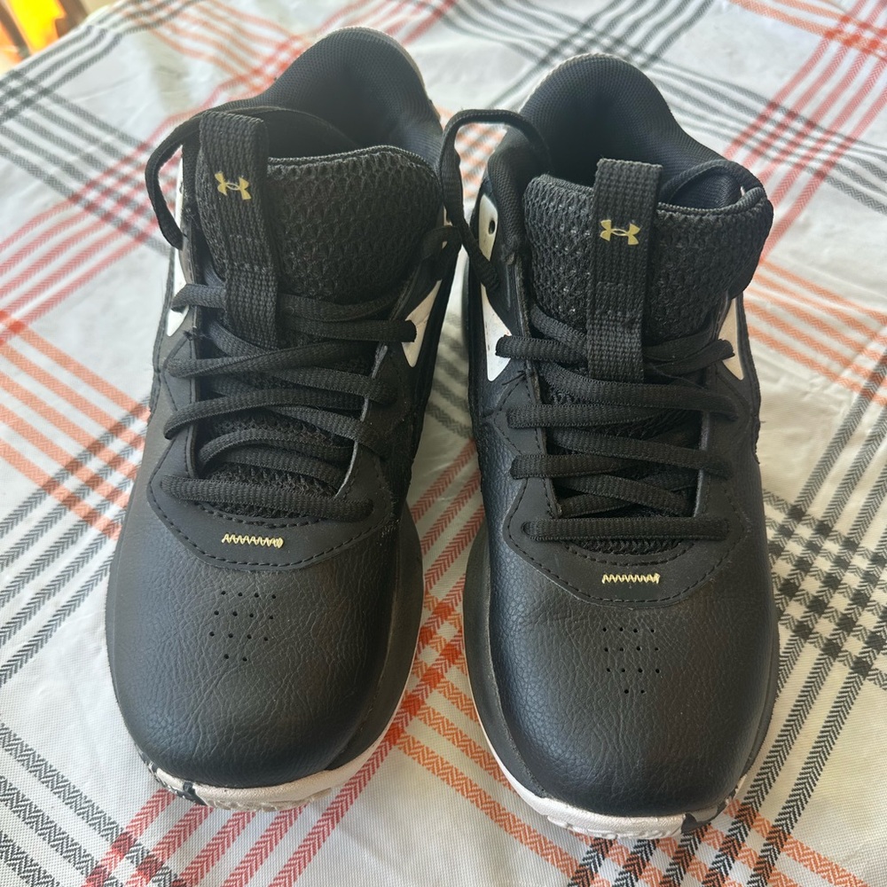Under Armour Kids Black and White Sneakers